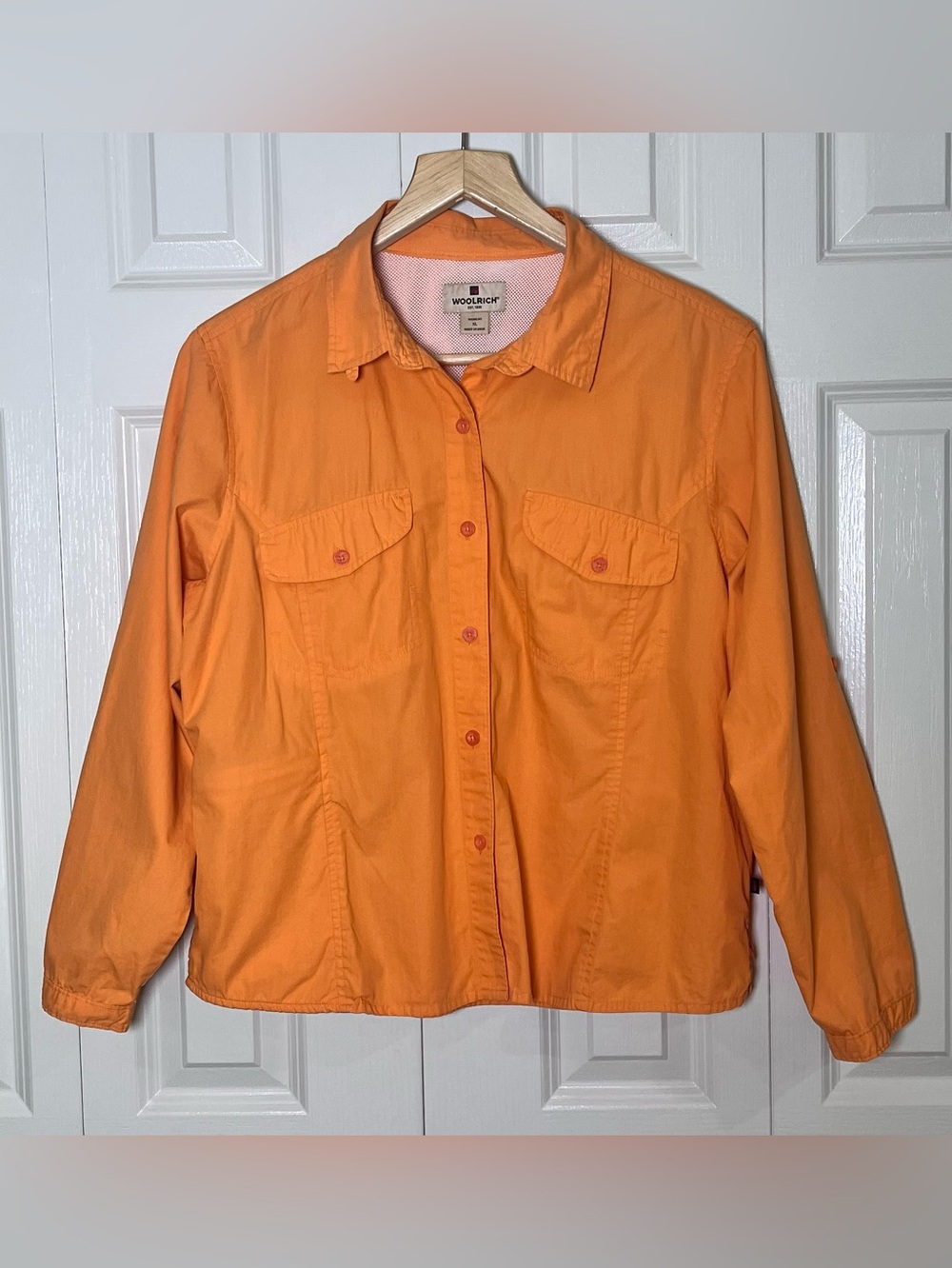 Woolrich Women’s XL Orange Button Front Utility Shirt Jacket Vented Fishing